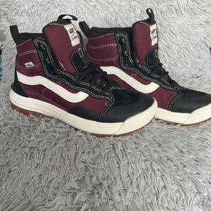 VANS Women’s Hiking Shoes